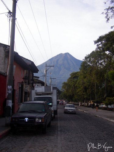 plan b viajero Ciudad de Guatemala y Antigua Volcán