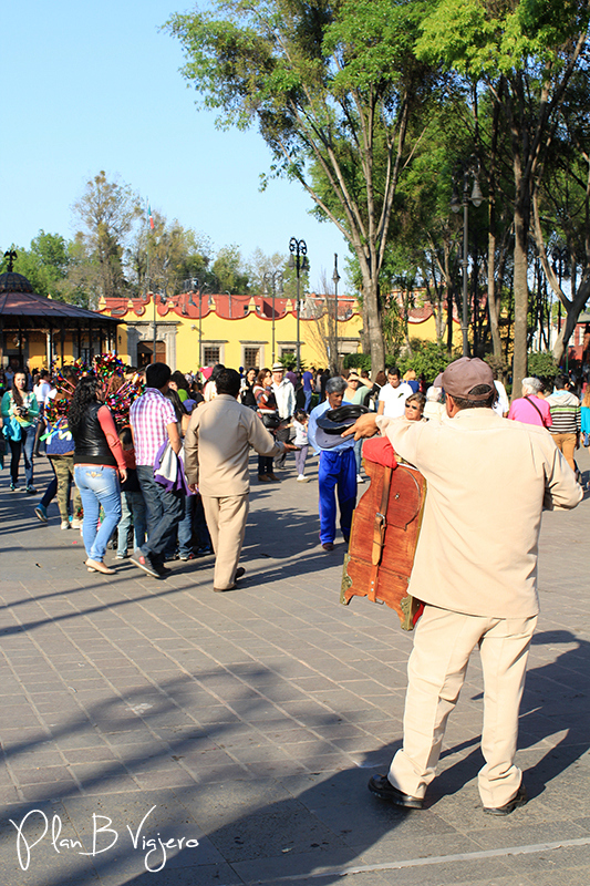 Centro Coyoacán: En el fondo la amarilla casa de Hernán Cortés