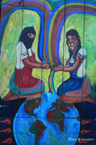plan b viajero, Año nuevo zapatista Oventik, Mural zapatista