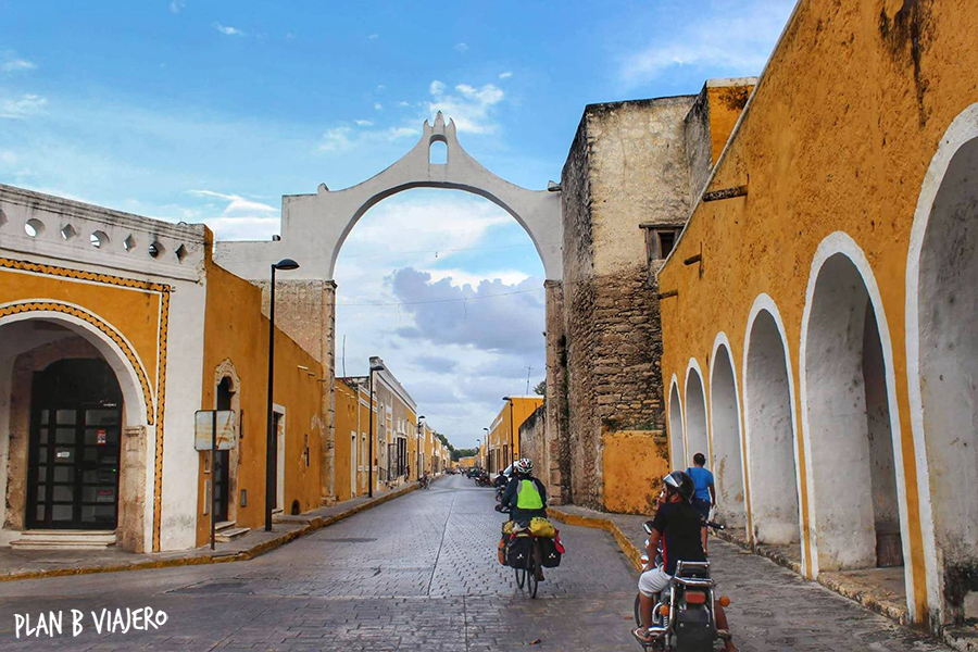 plan b viajero , Península de Yucatán en bici, Izamal